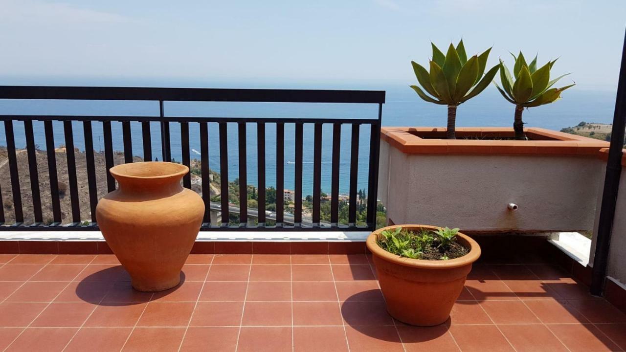 Elisa'S House Apartment Taormina Luaran gambar