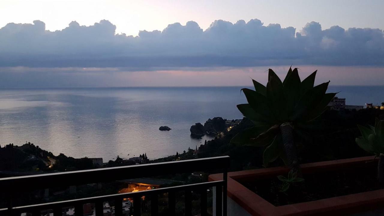 Elisa'S House Apartment Taormina Luaran gambar